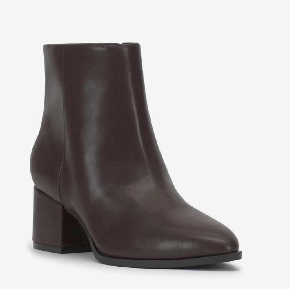Kelly & Katie Dark Brown Ankle Booties Size 7.5